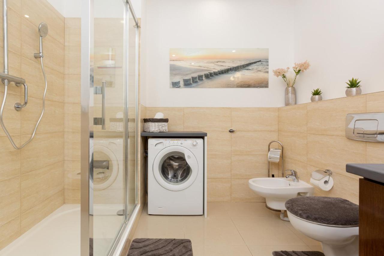 ורשה Park Arkadia Apartment With Parking Mokotow By Noclegi Renters מראה חיצוני תמונה
