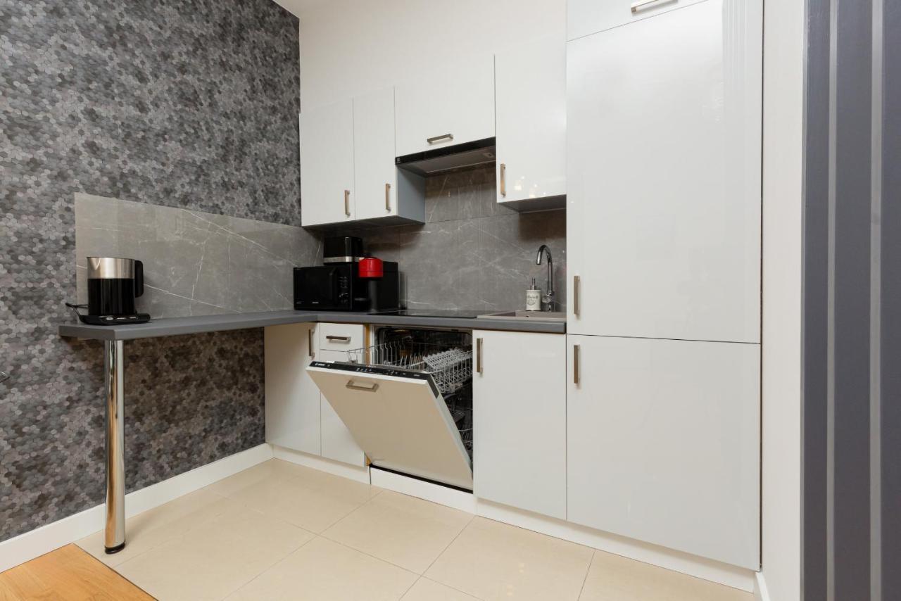 ורשה Park Arkadia Apartment With Parking Mokotow By Noclegi Renters מראה חיצוני תמונה
