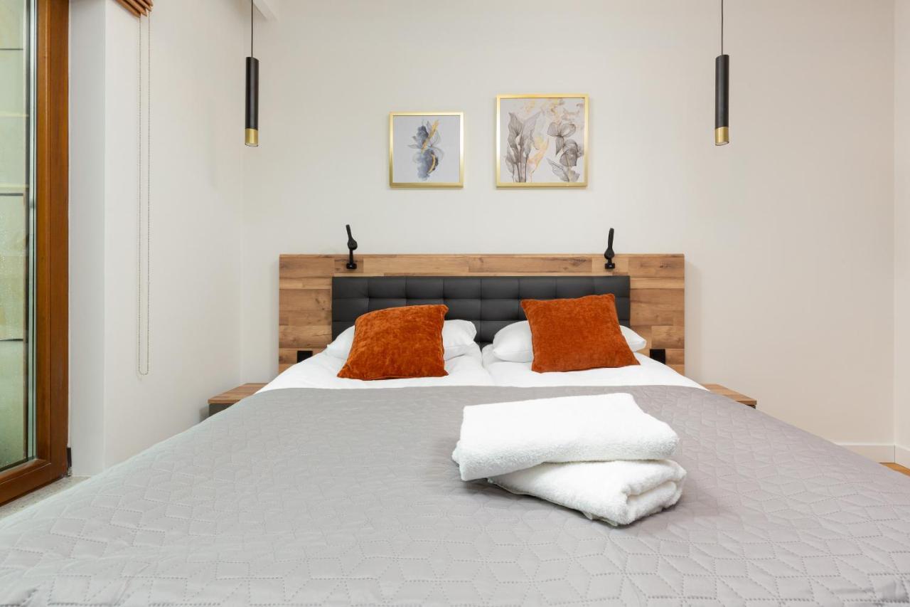ורשה Park Arkadia Apartment With Parking Mokotow By Noclegi Renters מראה חיצוני תמונה