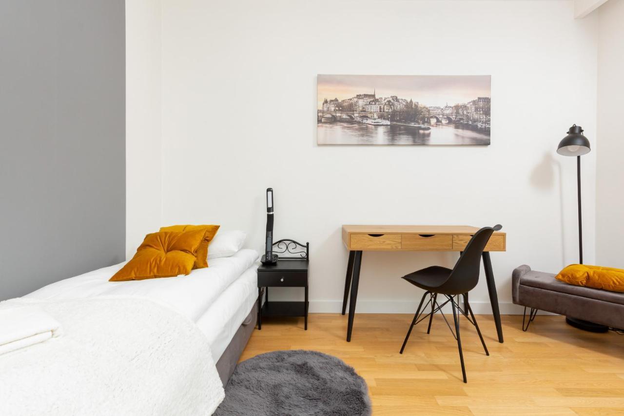 ורשה Park Arkadia Apartment With Parking Mokotow By Noclegi Renters מראה חיצוני תמונה